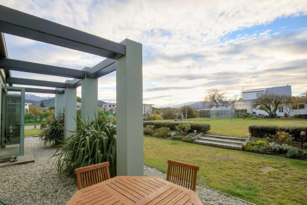 Cosy On Kingston Apartment Albert Town Екстериор снимка